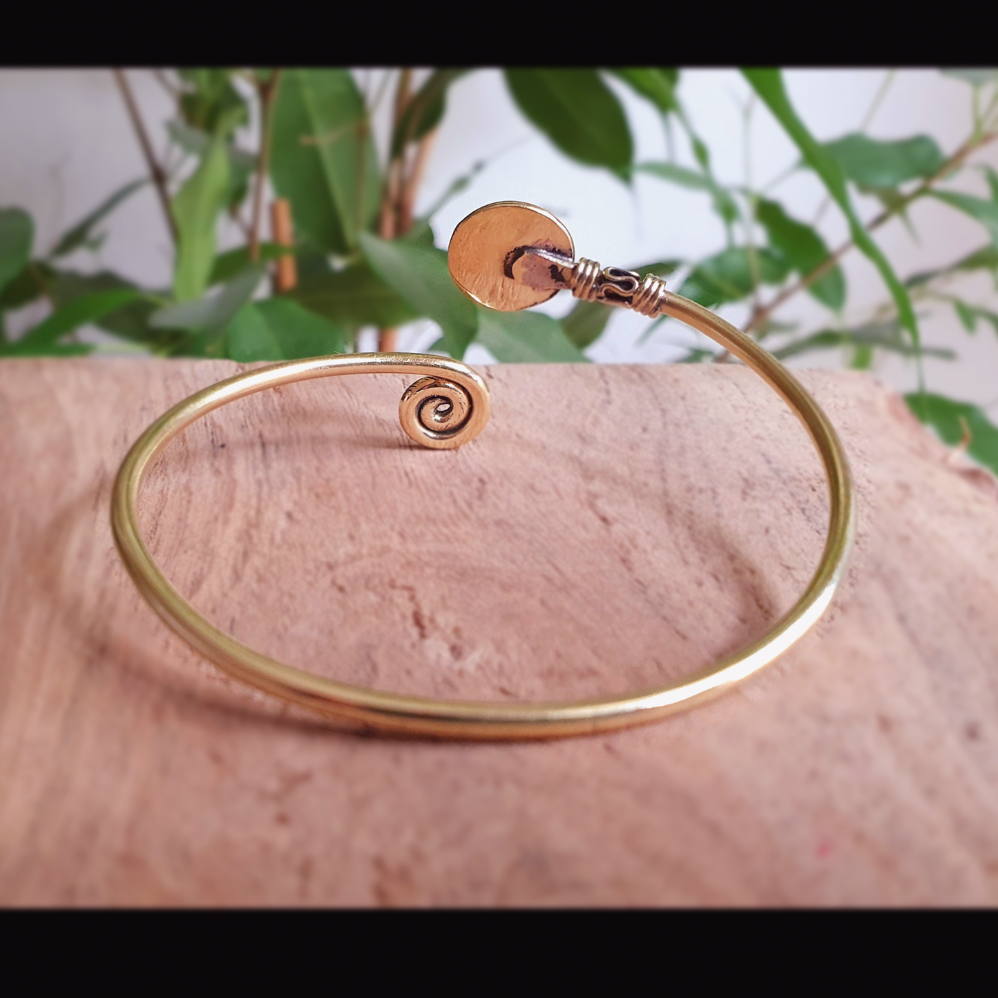 Bracciale in oro e ametista | Ottone | Regolabile | Fatto a mano