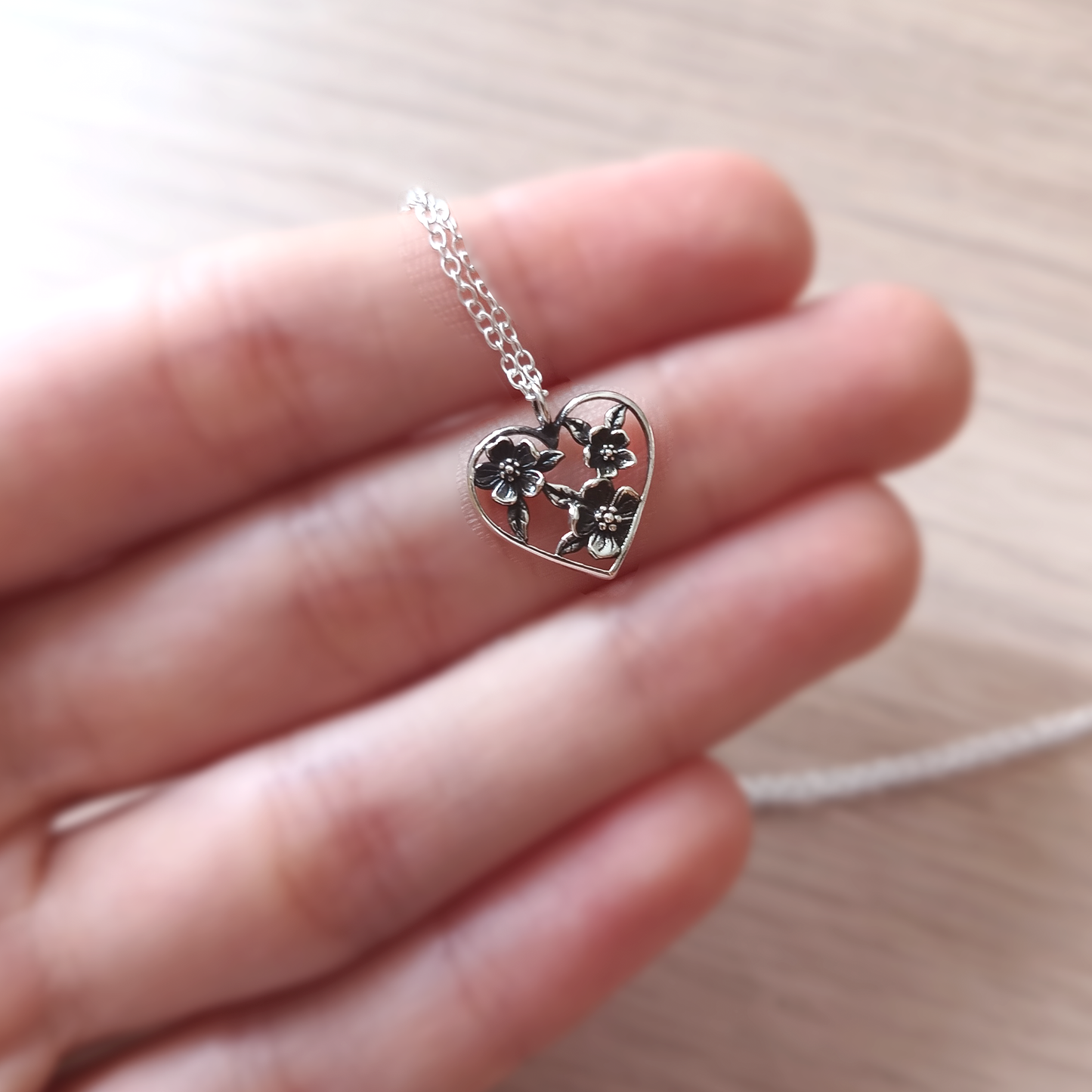 Fiorincanto | Collana Cuore di fiori | Argento Sterling 925 | Placcato Argento + Ossidato + E-coat