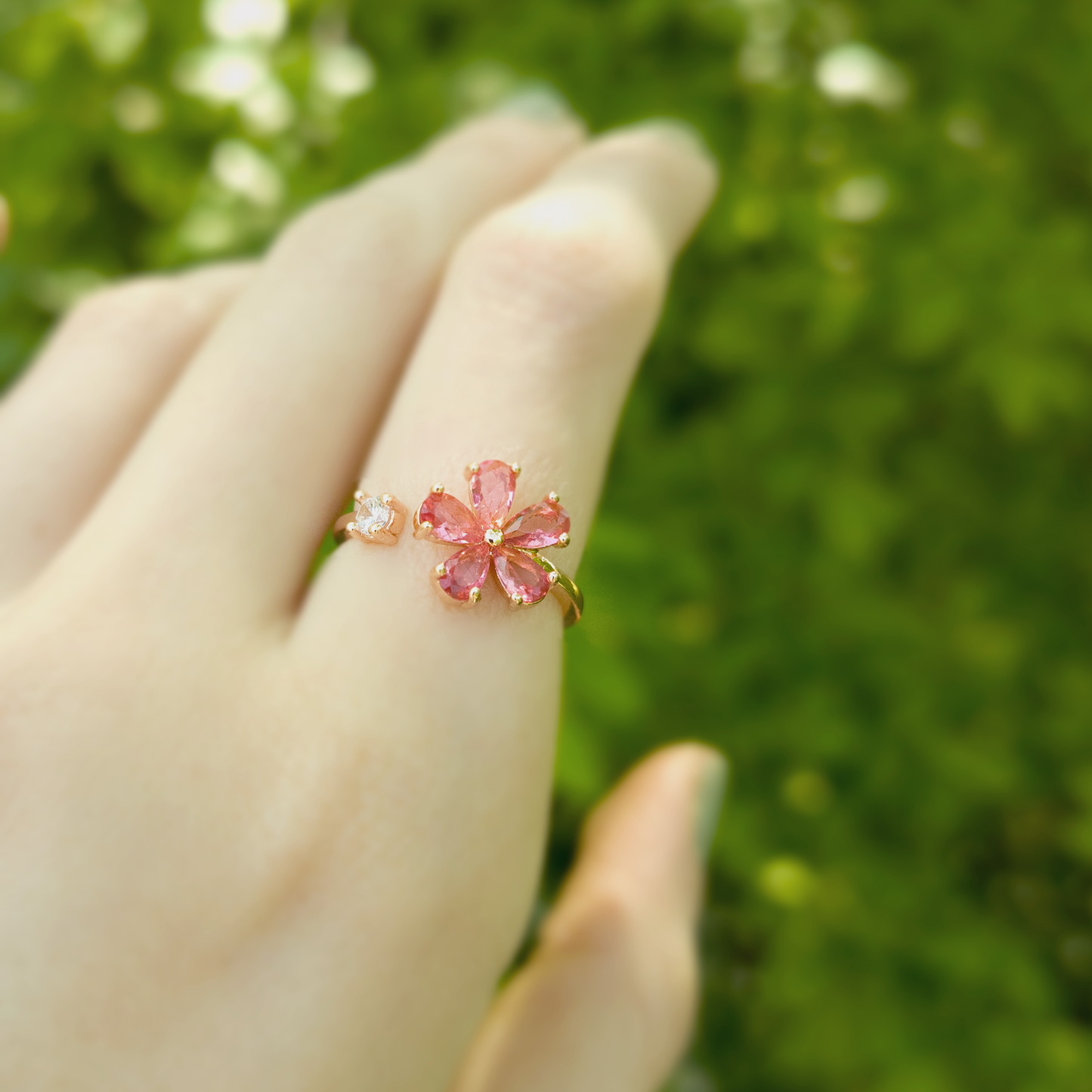 Anello Secret Garden | Petali Zirconi | Fiore Rosa | Placcato Oro Rosa