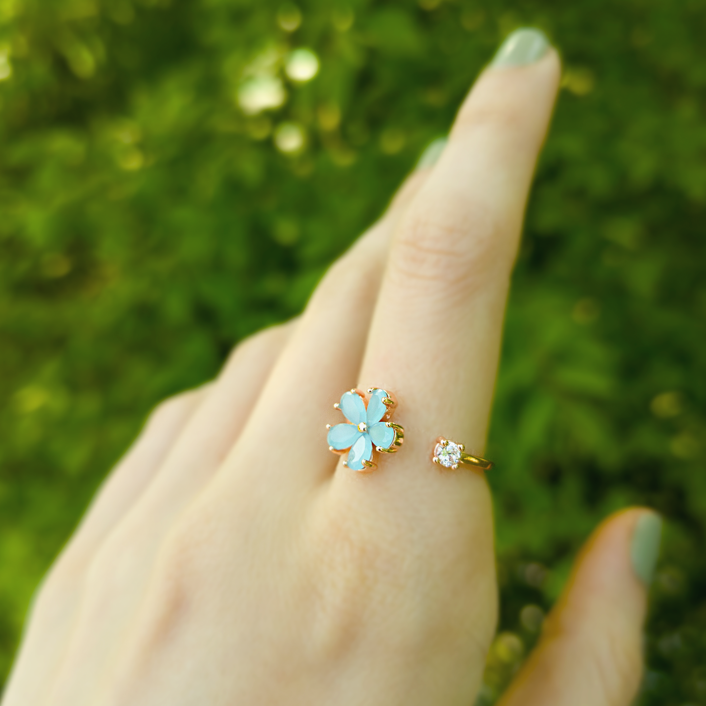 Anello Secret Garden | Petali Zirconi | Fiore Azzurro | Placcato Oro Rosa