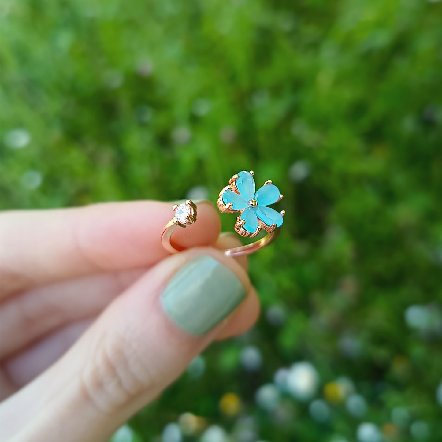 Anello Secret Garden | Petali Zirconi | Fiore Azzurro | Placcato Oro Rosa