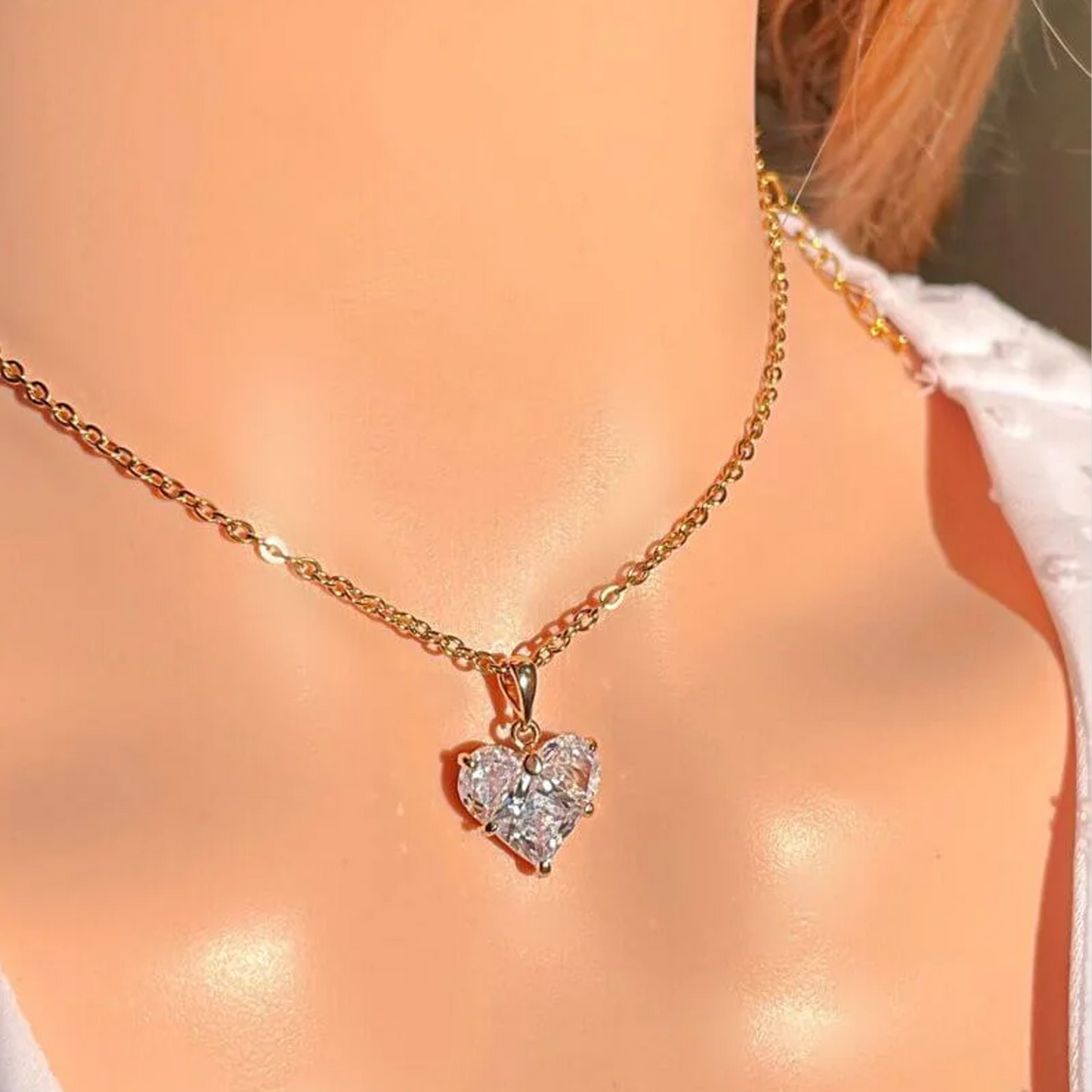In Love | Collana con ciondolo a cuore | Zirconia Cubica | 24K oro