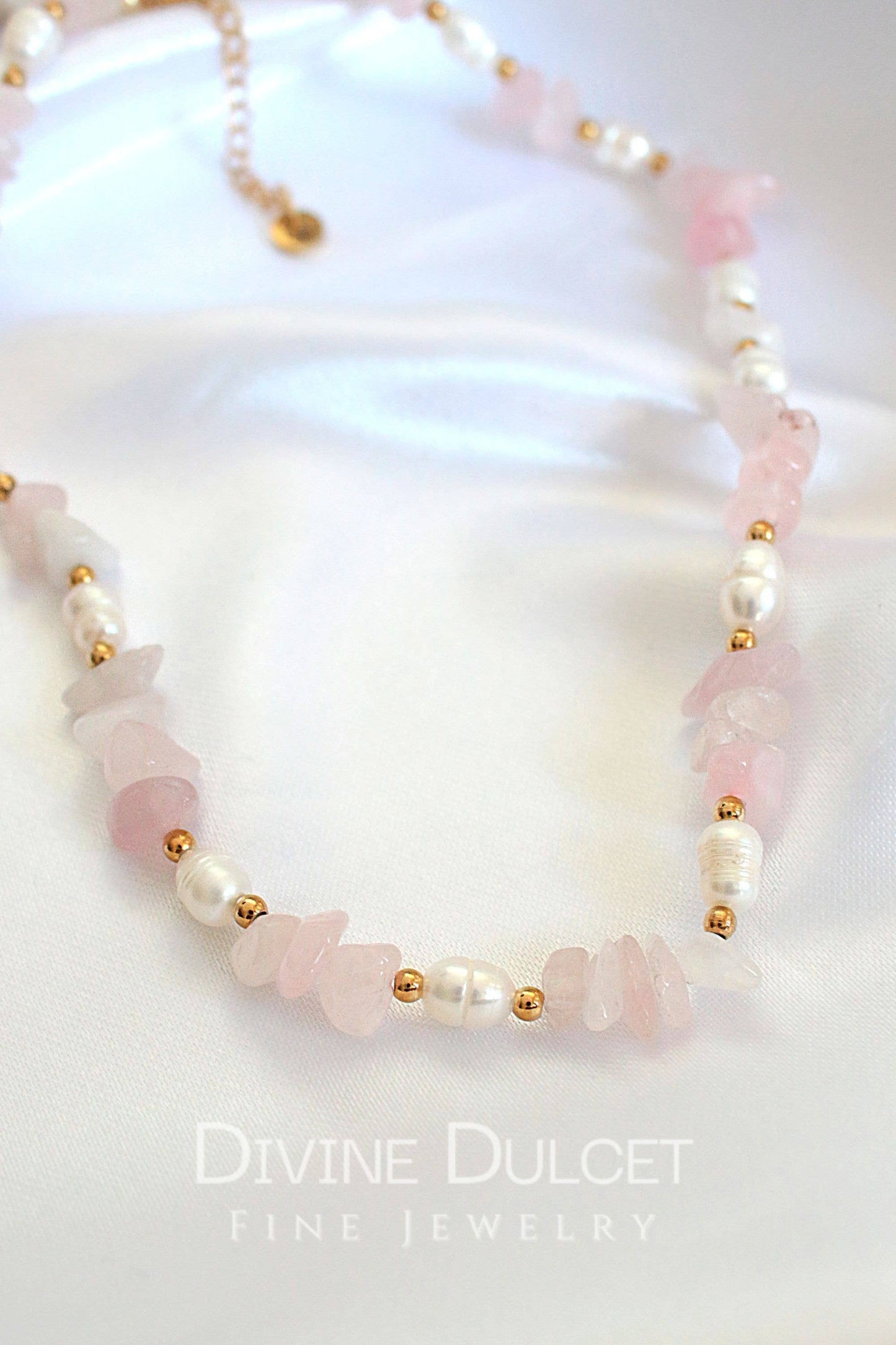 Rose | Collana in Quarzo Rosa e Perle d'Acqua Dolce | Handmade