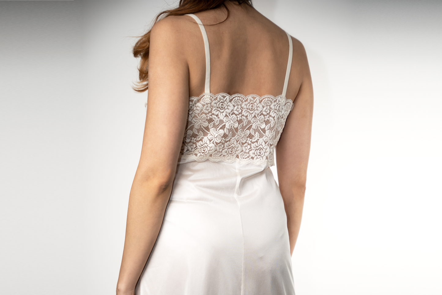 Sottoveste Second-hand | Pizzo floreale a cuore