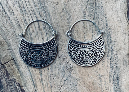 Orecchini in Argento | Incisioni floreali | Fatto a mano