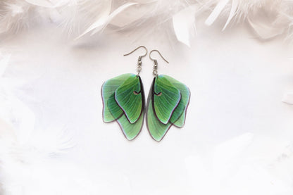 Orecchini spagnoli a forma di falena lunare in stile boho