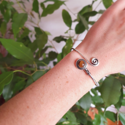 Bracciale in argento e occhio di tigre | Ottone | Regolabile | Fatto a mano
