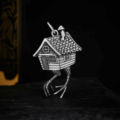 Ciondolo Casa di Baba Yaga in argento sterling o bronzo 29x18 mm