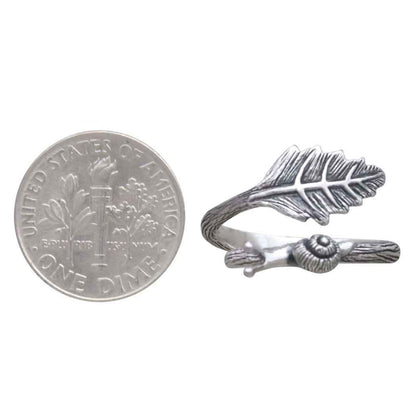 Anello regolabile con chiocciola e foglia