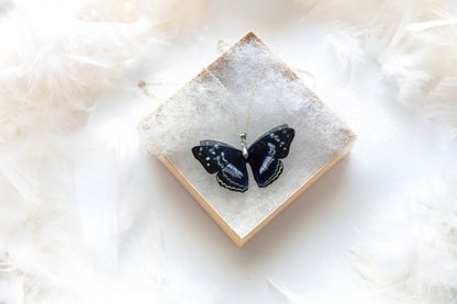 Ciondolo a forma di farfalla Midnight Black fatto a mano in stile Boho