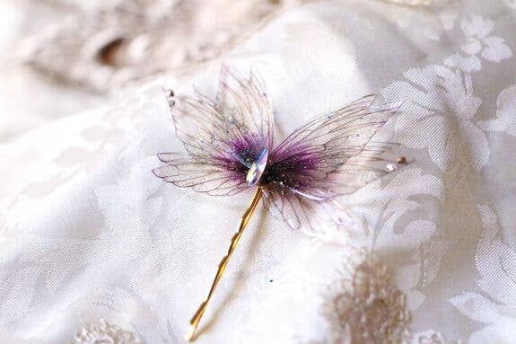 Accessorio fairycore ispirato alla natura con ali di ninfa color prugna