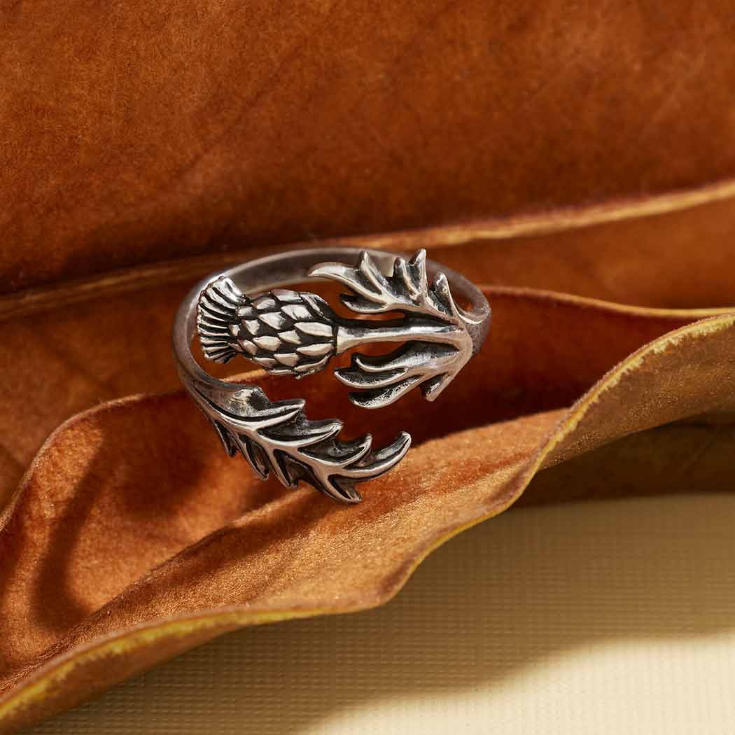 Anello cardo regolabile in argento Fairtrade