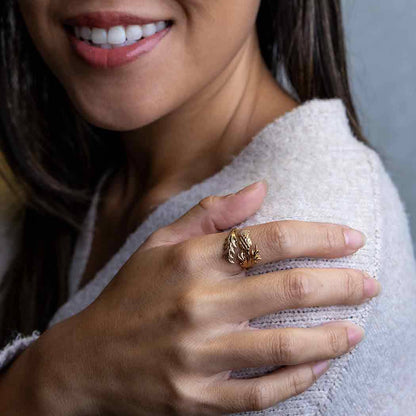 Anello floreale regolabile in bronzo ispirato al cardo scozzese