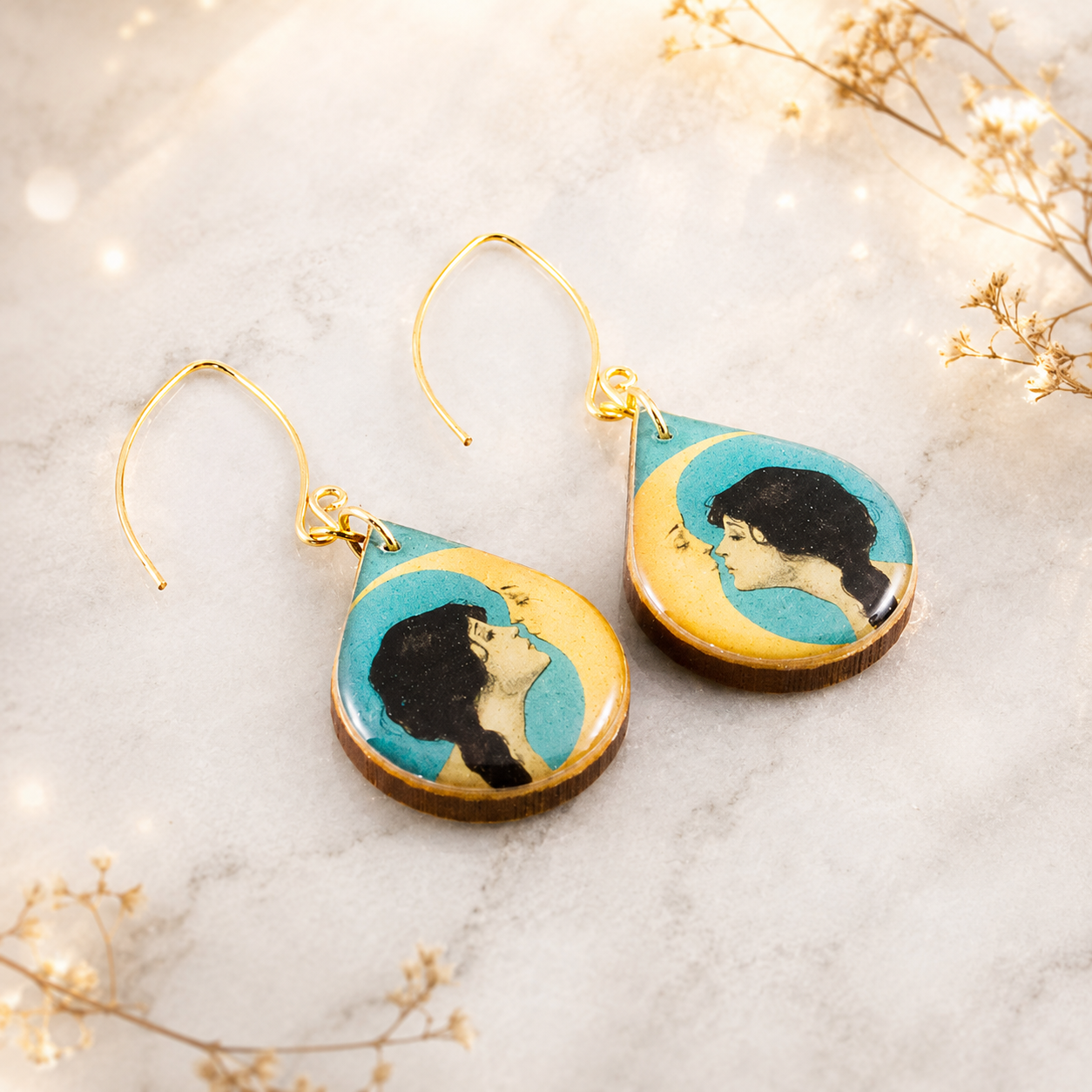 Orecchini Art Nouveau con donna e luna