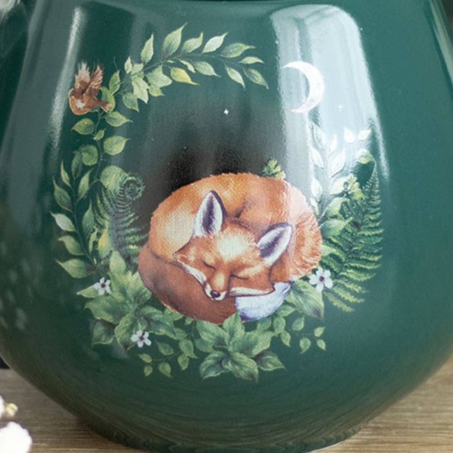 Tazza verde con Volpe dormiente in Ceramica