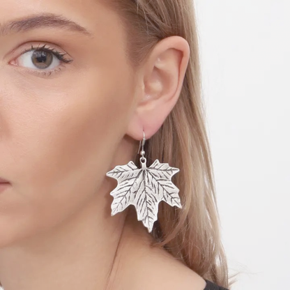 Orecchini Pendenti | Foglia acero | Placcati in Argento