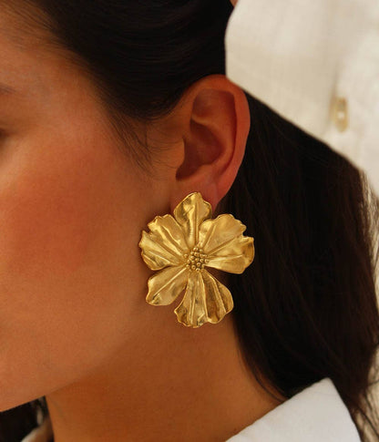 Vicky | Flower earrings | gold | Handmade