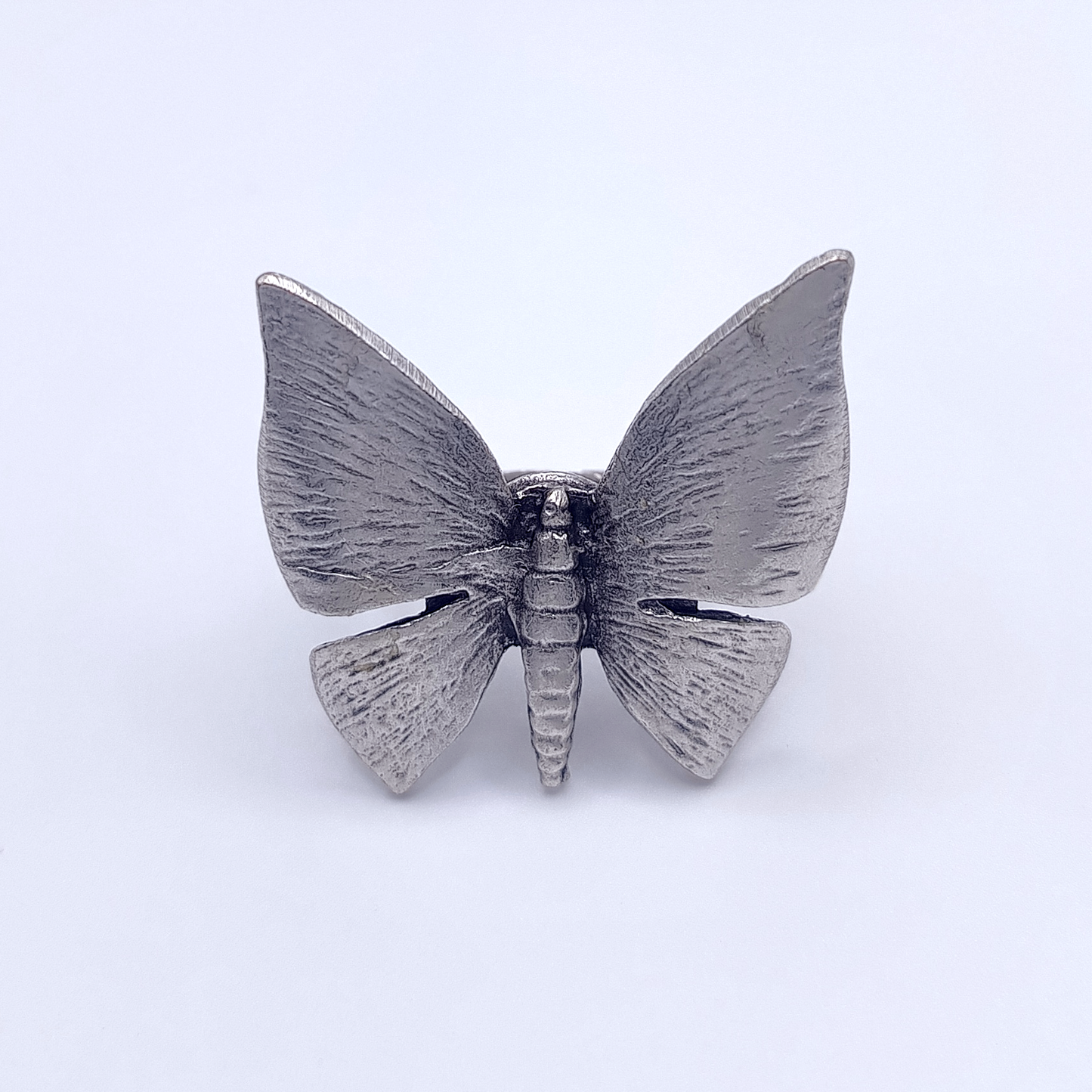 Moonwing | Anello a farfalla | Ottone placcato in argento antico