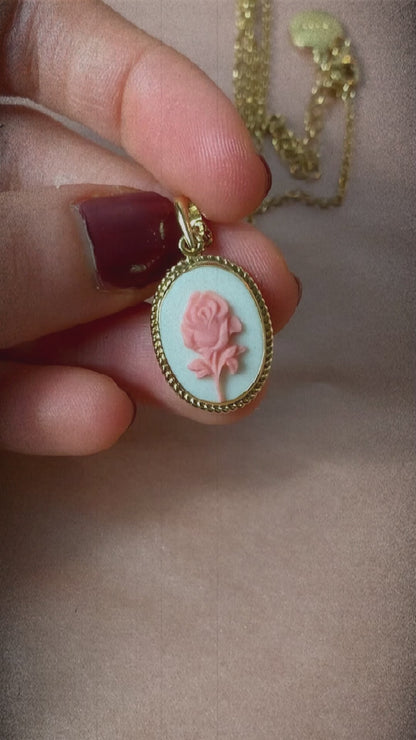 Collana in Argento Placcato Oro | Cammeo Rosa | Artigianato Italiano